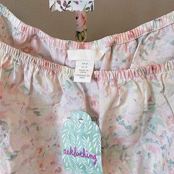 ❌SOLD❌ Spring Florals Cotton Puff-sleeved Top XL - Picture 4 of 7